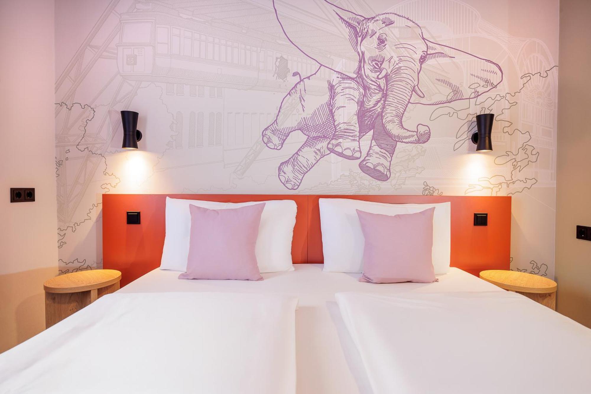 Mcdreams Hotel Wuppertal City Dış mekan fotoğraf