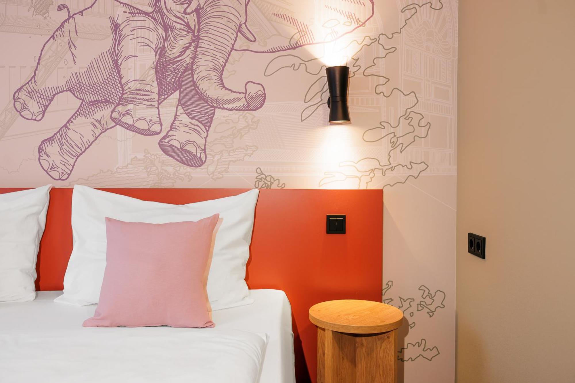 Mcdreams Hotel Wuppertal City Dış mekan fotoğraf