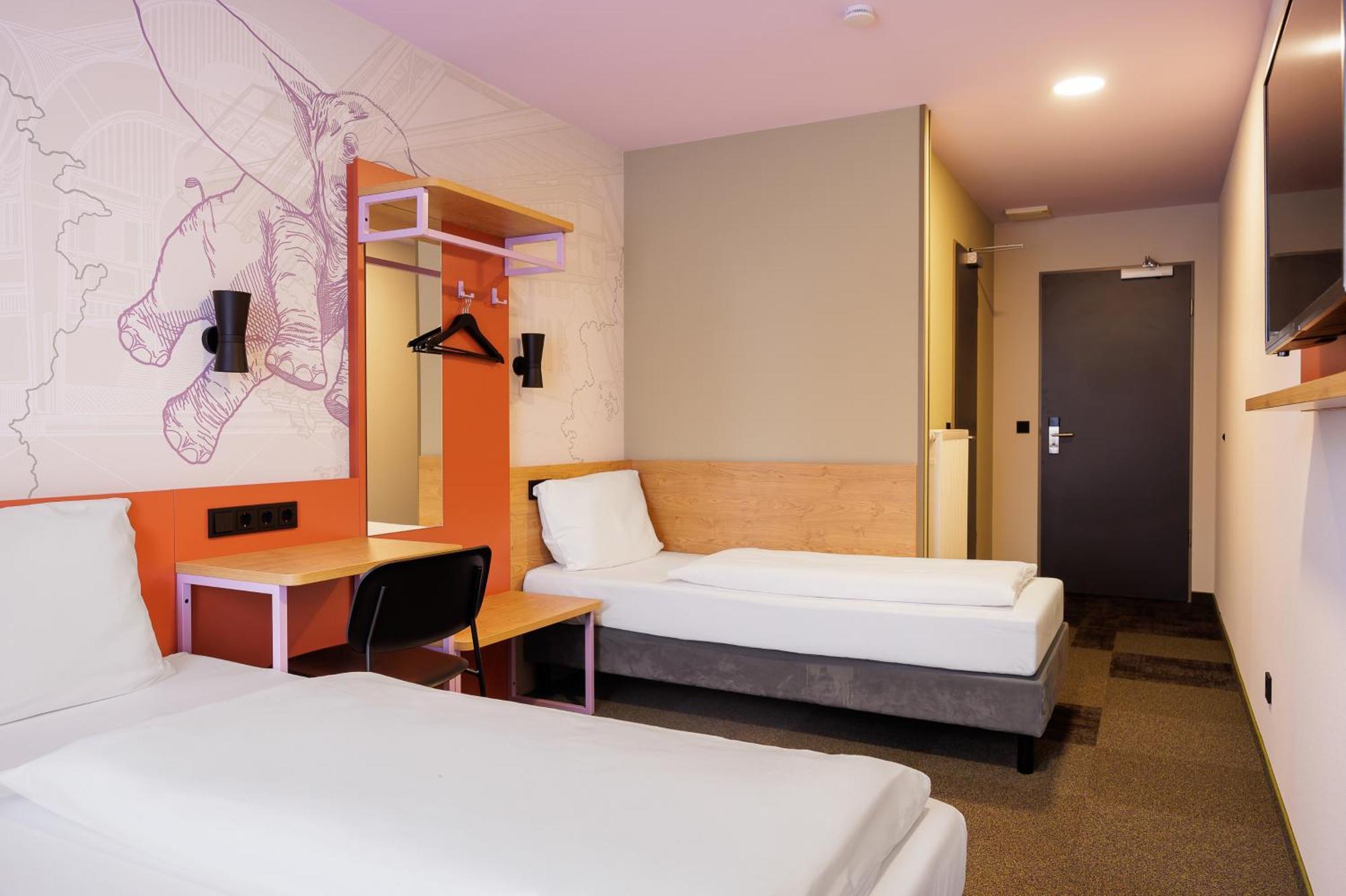 Mcdreams Hotel Wuppertal City Dış mekan fotoğraf