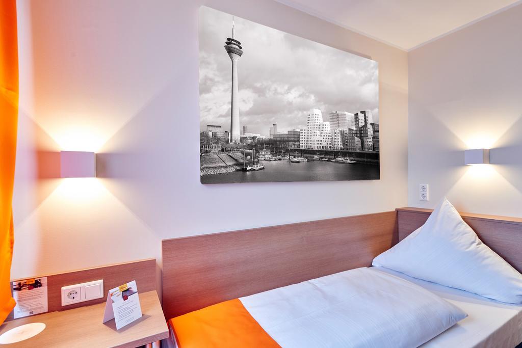 Mcdreams Hotel Wuppertal City Dış mekan fotoğraf